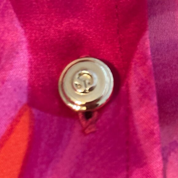 St. John Collection Vibrant Pink Floral Longsleeve Blouse Size 8 - Picture 3 of 9